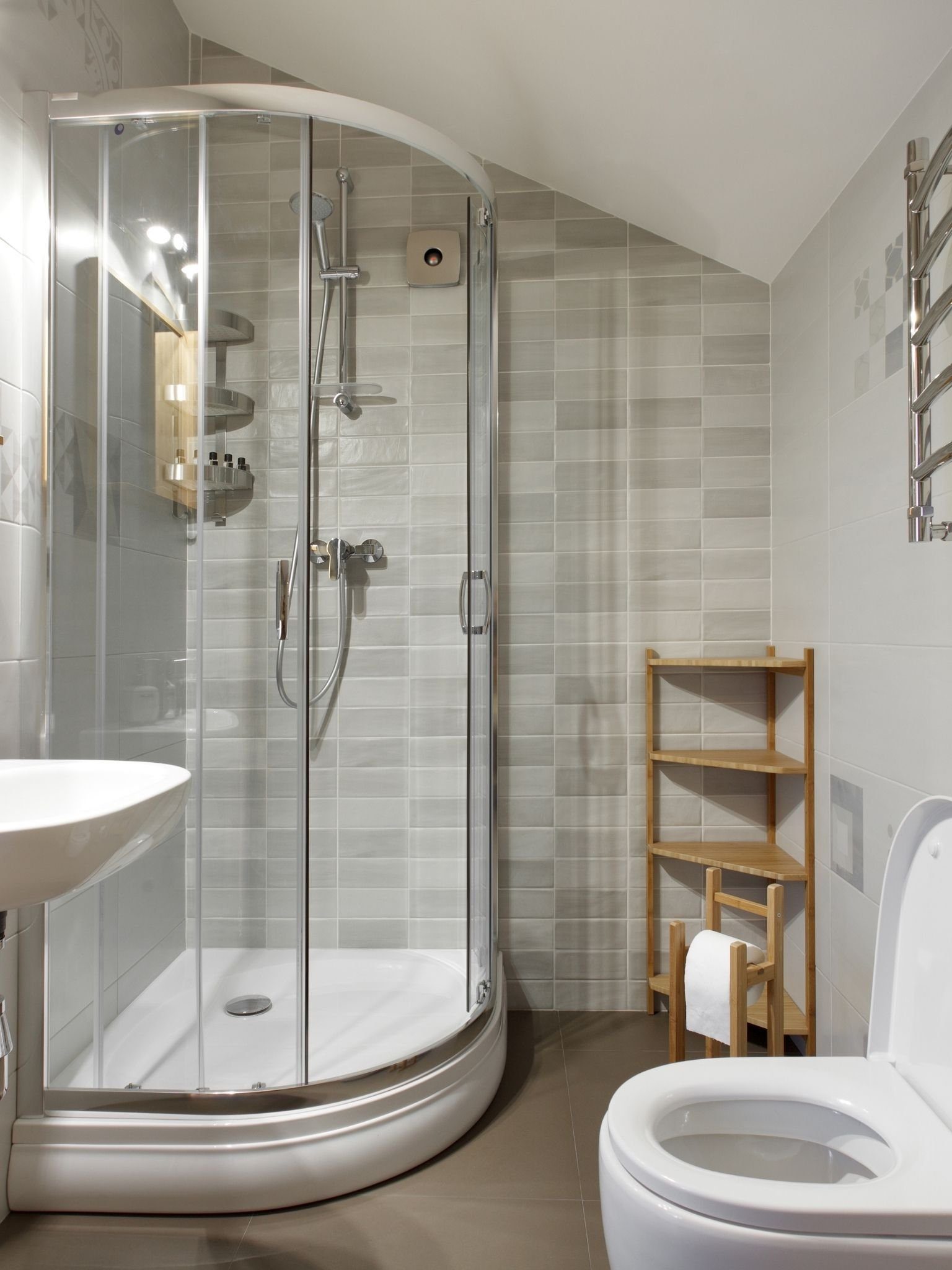 complete bathroom fitter W1F 8RF